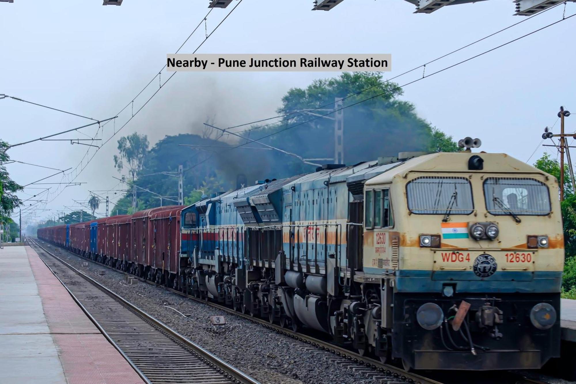 Collection O Rajdhani Near Pune Railway Station Exterior photo